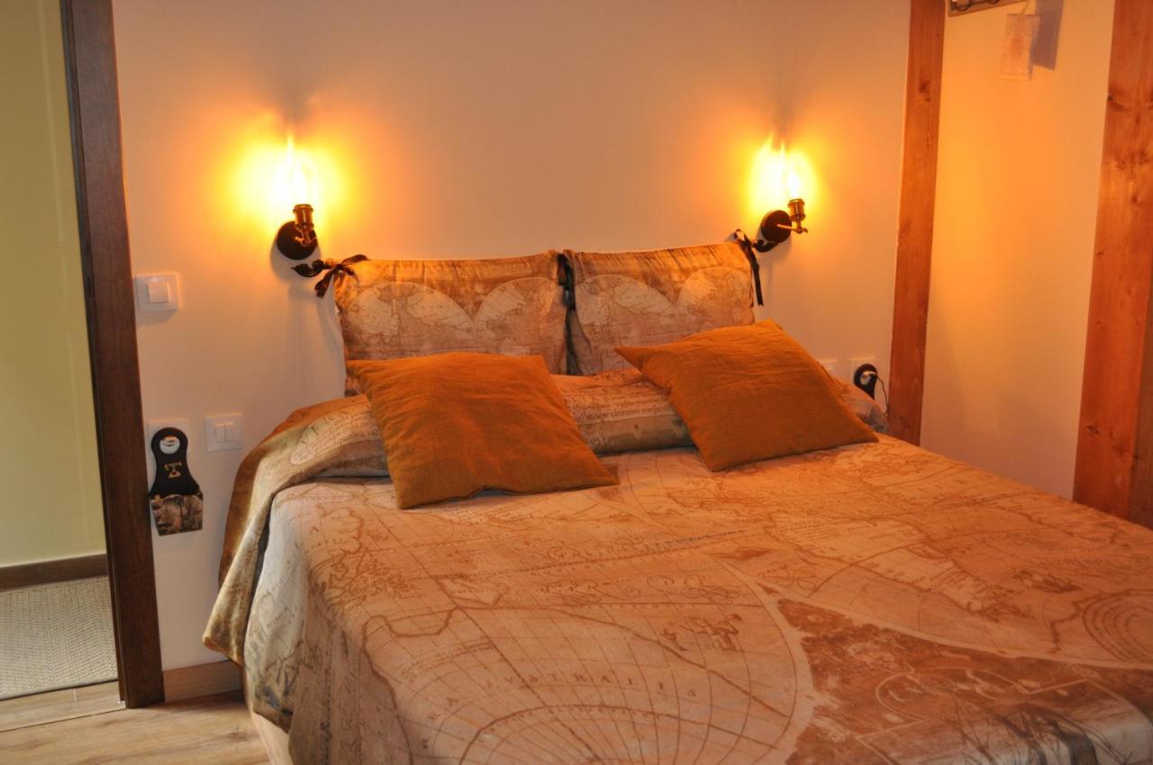 El Rincon Secreto De Gredos Especializada En Celiaquia Y Diabetes Y Jacuzzi Guest House Tormellas Bagian luar foto